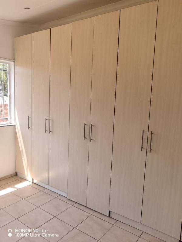 To Let 3 Bedroom Property for Rent in Gezina Gauteng