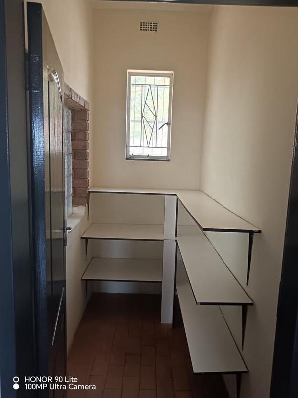 To Let 3 Bedroom Property for Rent in Gezina Gauteng