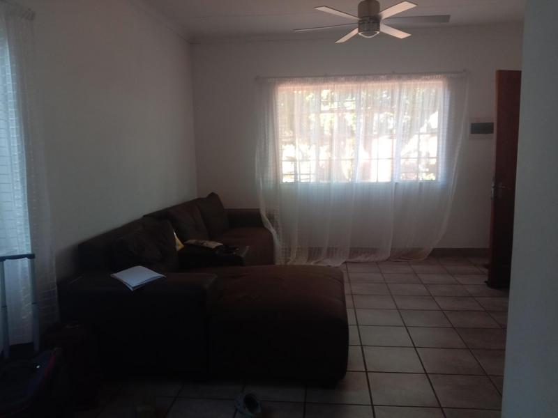 11 Bedroom Property for Sale in Heatherdale AH Gauteng