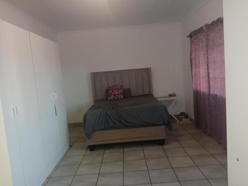 11 Bedroom Property for Sale in Heatherdale AH Gauteng