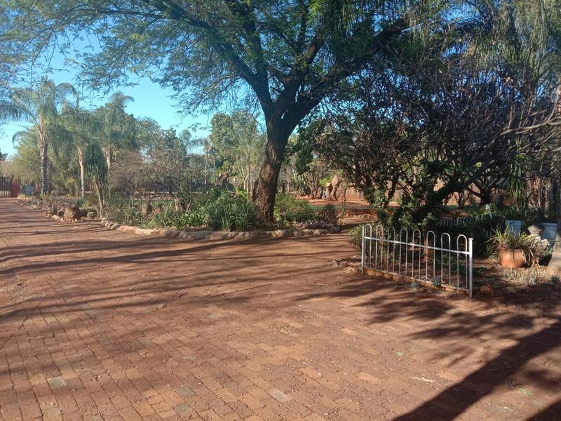 11 Bedroom Property for Sale in Heatherdale AH Gauteng