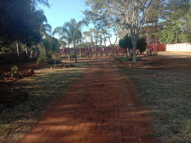 11 Bedroom Property for Sale in Heatherdale AH Gauteng