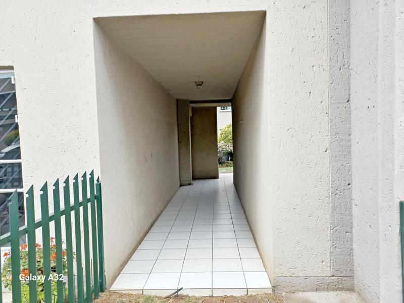 2 Bedroom Property for Sale in Ravenswood Gauteng