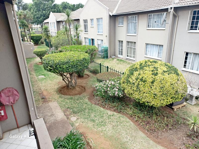 2 Bedroom Property for Sale in Ravenswood Gauteng