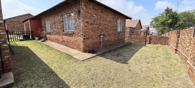 3 Bedroom Property for Sale in Lindhaven Gauteng