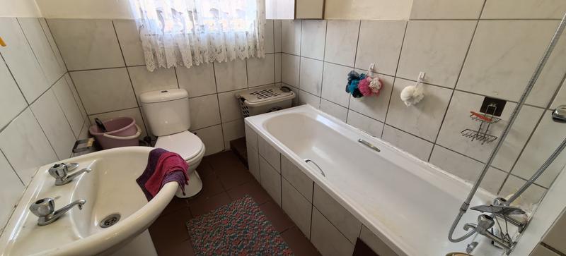 3 Bedroom Property for Sale in Lindhaven Gauteng