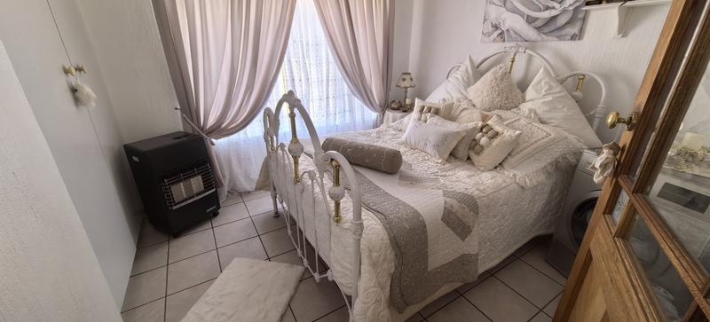 4 Bedroom Property for Sale in Lindhaven Gauteng