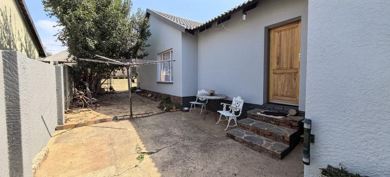 4 Bedroom Property for Sale in Lindhaven Gauteng