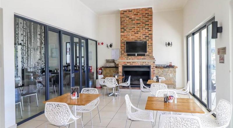 1 Bedroom Property for Sale in Greenstone Hill Gauteng