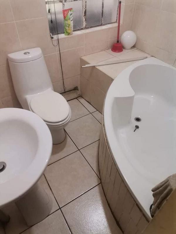 To Let 3 Bedroom Property for Rent in Birchleigh North Gauteng