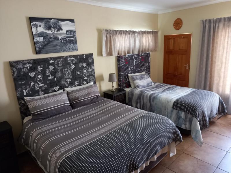 6 Bedroom Property for Sale in Delville Gauteng