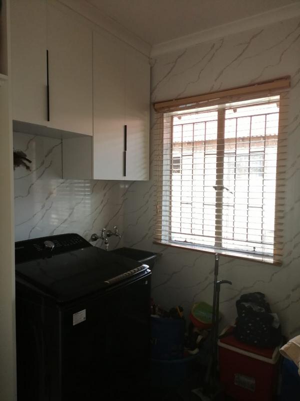 3 Bedroom Property for Sale in Olifantsfontein Gauteng