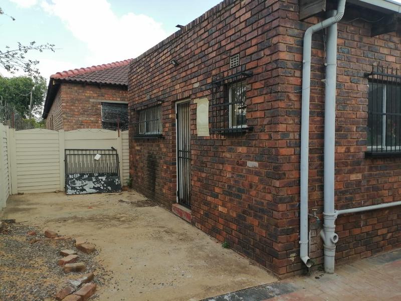 3 Bedroom Property for Sale in Olifantsfontein Gauteng