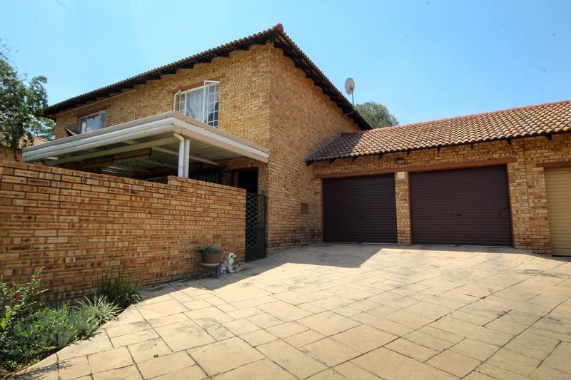 2 Bedroom Property for Sale in Thatchfield Gauteng