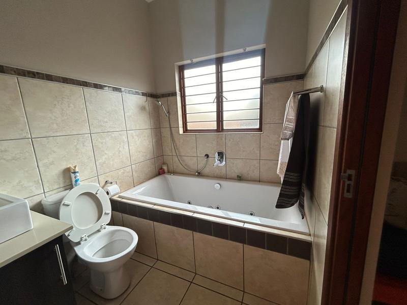 To Let 2 Bedroom Property for Rent in Pretorius Park Gauteng