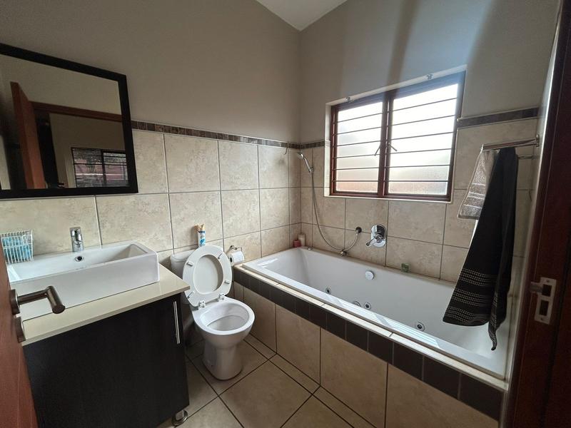 To Let 2 Bedroom Property for Rent in Pretorius Park Gauteng