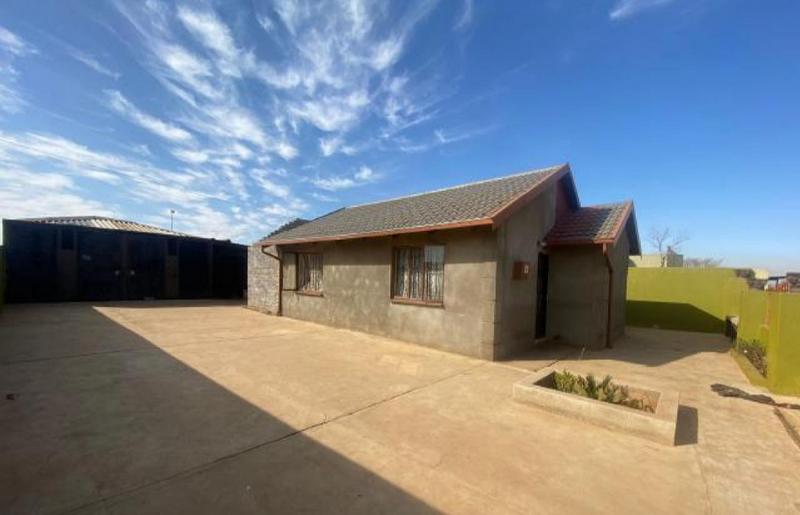 2 Bedroom Property for Sale in Vosloorus Ext 3 Gauteng