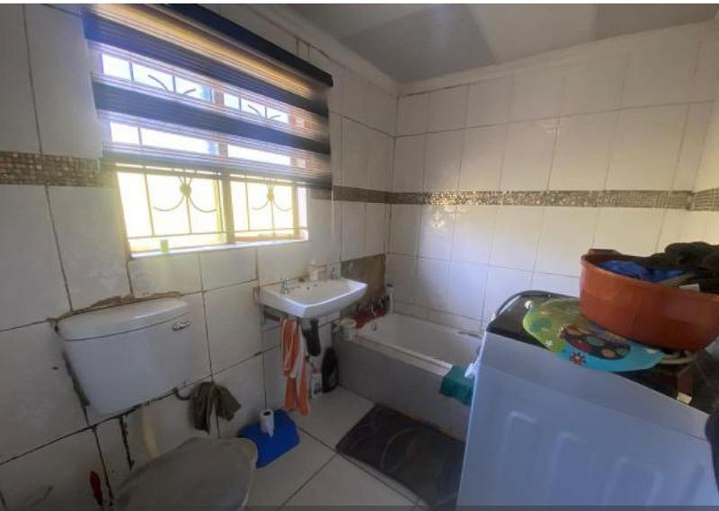 2 Bedroom Property for Sale in Vosloorus Ext 3 Gauteng