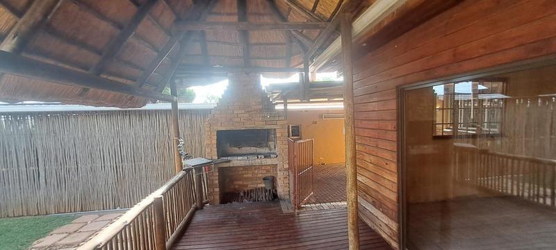 To Let 3 Bedroom Property for Rent in Dan Pienaarville Gauteng