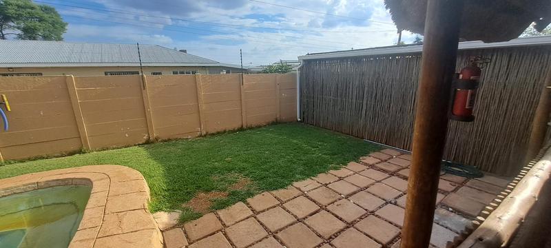 To Let 3 Bedroom Property for Rent in Dan Pienaarville Gauteng