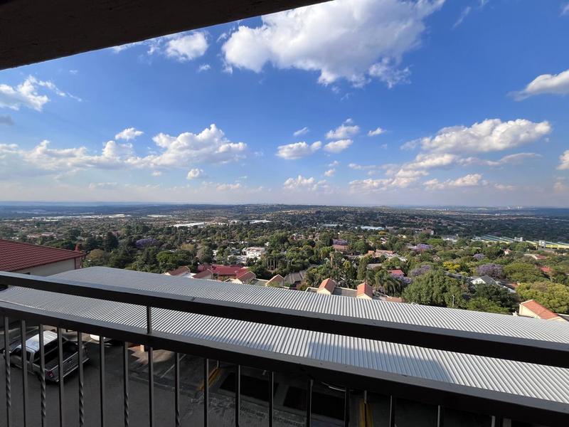 2 Bedroom Property for Sale in Constantia Kloof Gauteng