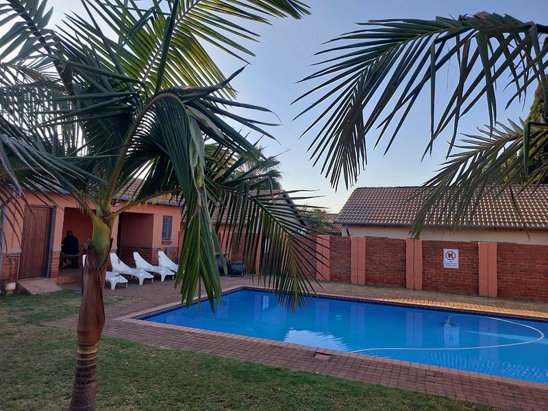 2 Bedroom Property for Sale in Montana Gauteng