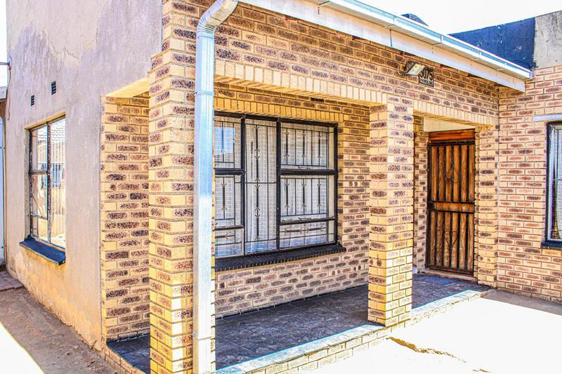 2 Bedroom Property for Sale in Tembisa Gauteng