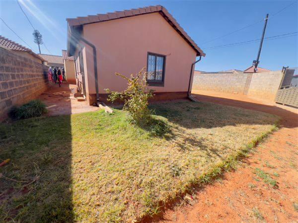 To Let 2 Bedroom Property for Rent in Protea Glen Gauteng