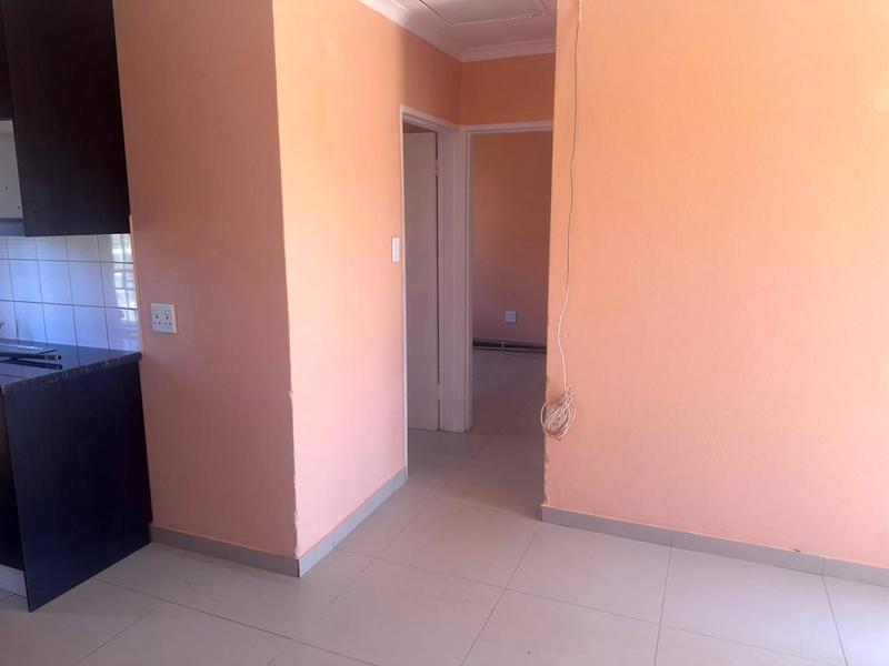 To Let 2 Bedroom Property for Rent in Protea Glen Gauteng