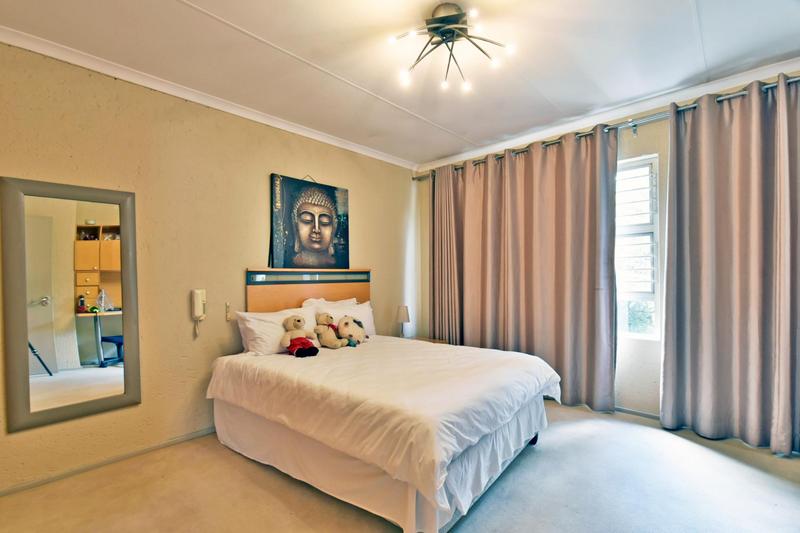 4 Bedroom Property for Sale in Atholl Gauteng