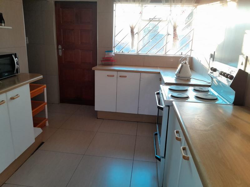 4 Bedroom Property for Sale in Bassonia Gauteng