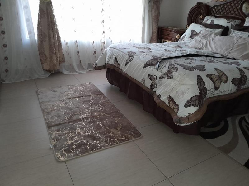 4 Bedroom Property for Sale in Bassonia Gauteng