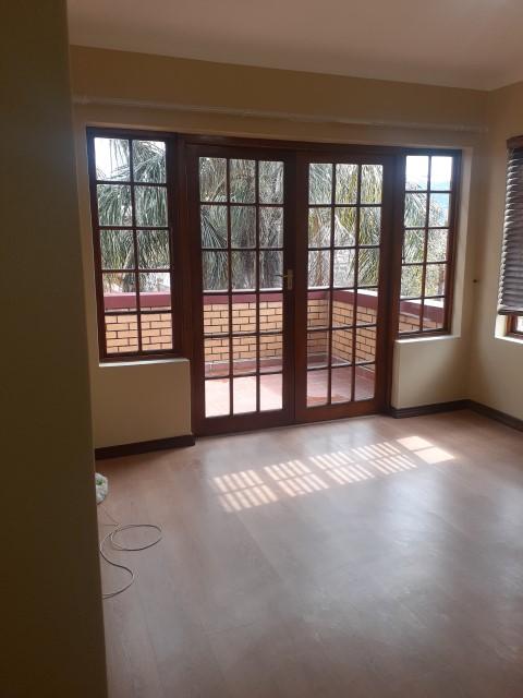 To Let 3 Bedroom Property for Rent in Eldoglen Gauteng