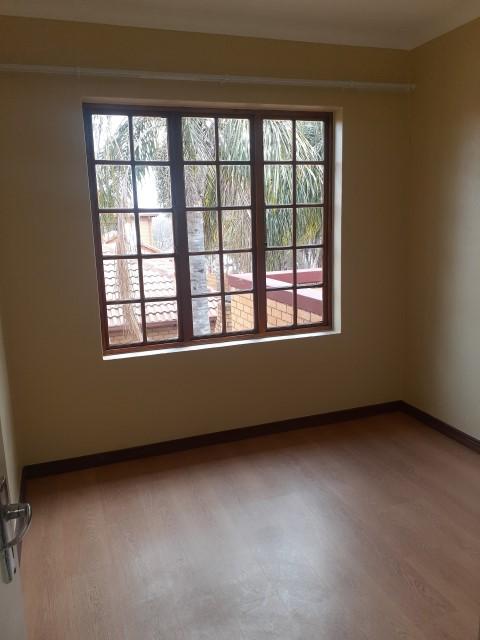 To Let 3 Bedroom Property for Rent in Eldoglen Gauteng