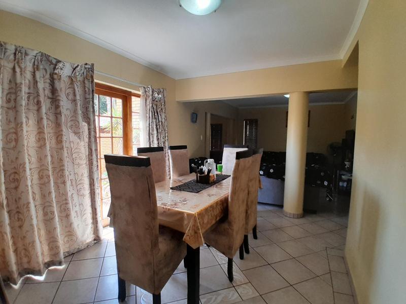 To Let 3 Bedroom Property for Rent in Eldoglen Gauteng