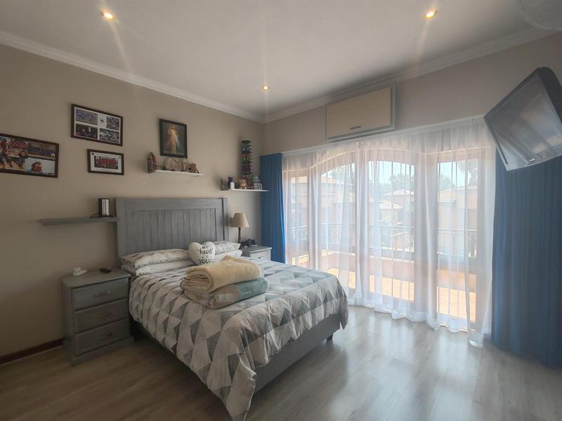 4 Bedroom Property for Sale in Bedfordview Gauteng