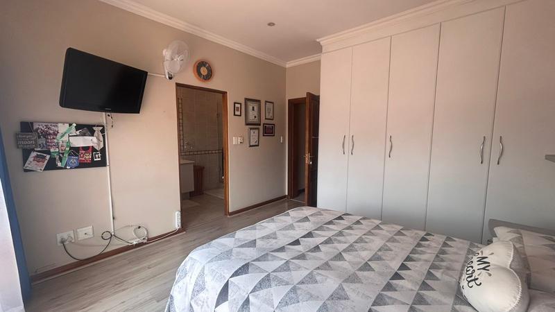 4 Bedroom Property for Sale in Bedfordview Gauteng