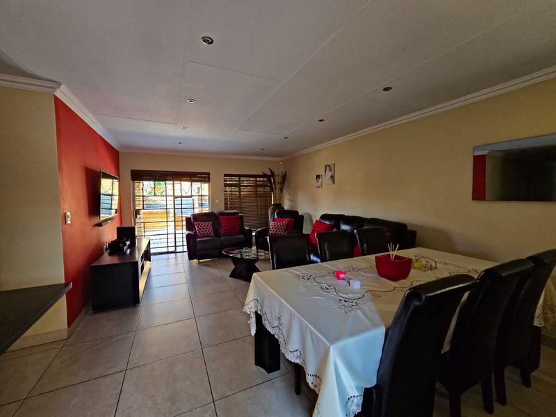 4 Bedroom Property for Sale in Equestria Gauteng