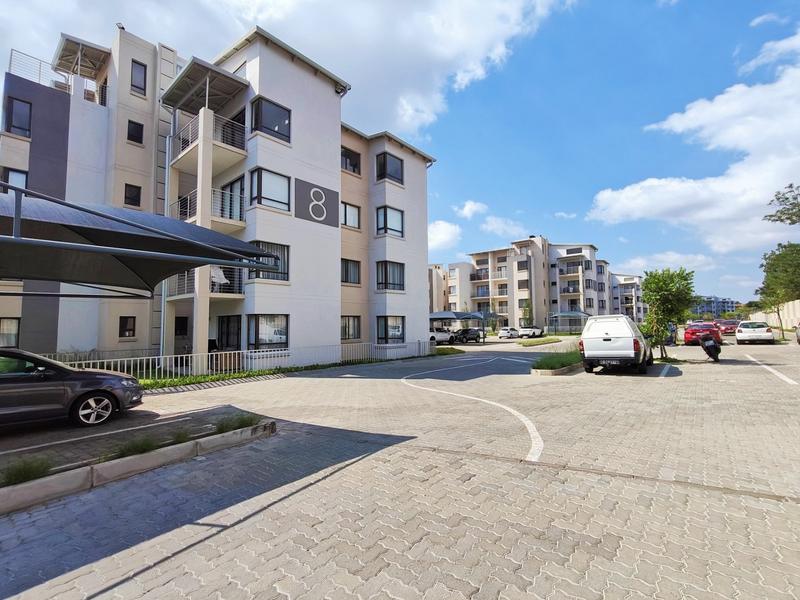 To Let 2 Bedroom Property for Rent in Broadacres Gauteng