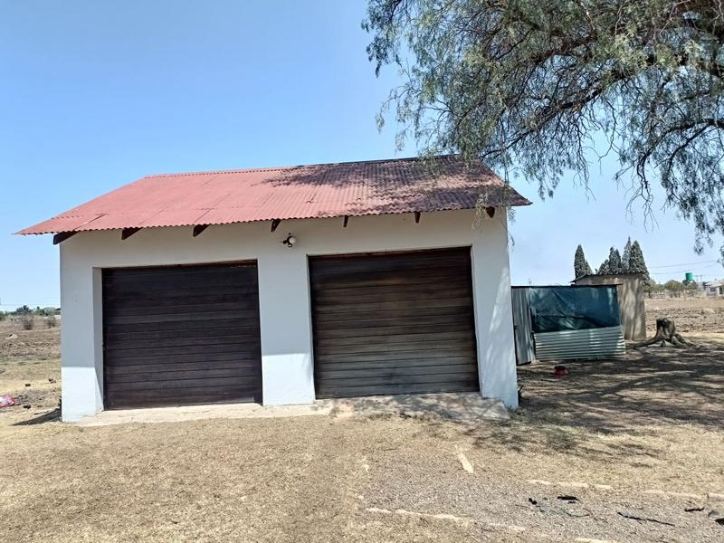 To Let 4 Bedroom Property for Rent in Louisrus Gauteng