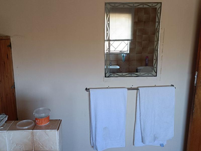 To Let 4 Bedroom Property for Rent in Louisrus Gauteng