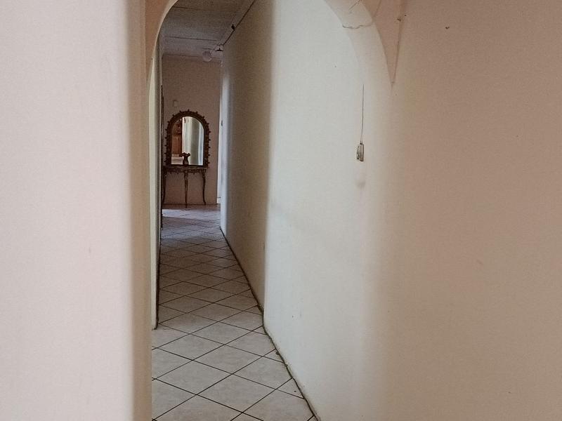 To Let 4 Bedroom Property for Rent in Louisrus Gauteng