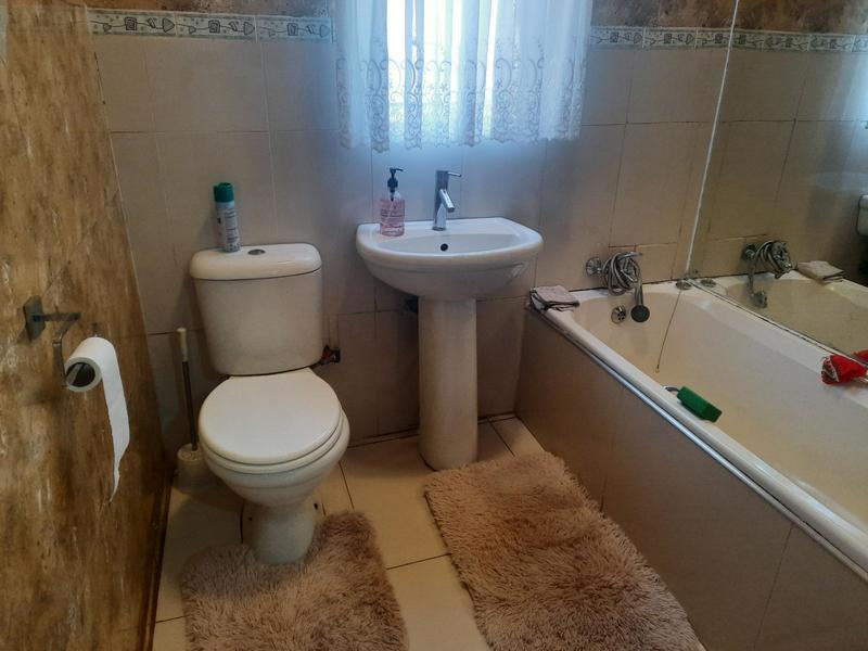 3 Bedroom Property for Sale in Vanderbijlpark CW Gauteng