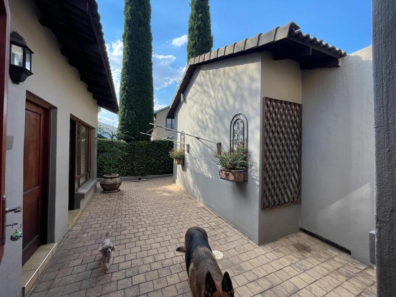 To Let 3 Bedroom Property for Rent in Midstream Estate Gauteng