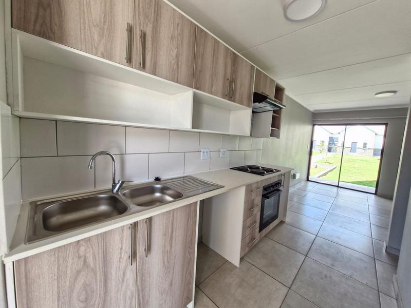 To Let 2 Bedroom Property for Rent in Glen Marais Gauteng