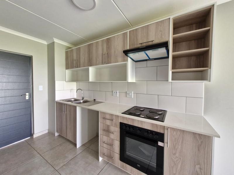 To Let 2 Bedroom Property for Rent in Glen Marais Gauteng