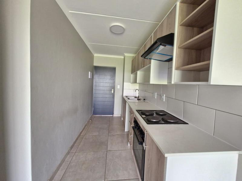 To Let 2 Bedroom Property for Rent in Glen Marais Gauteng