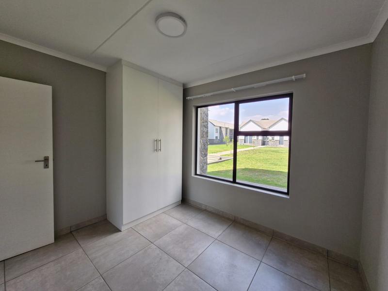 To Let 2 Bedroom Property for Rent in Glen Marais Gauteng