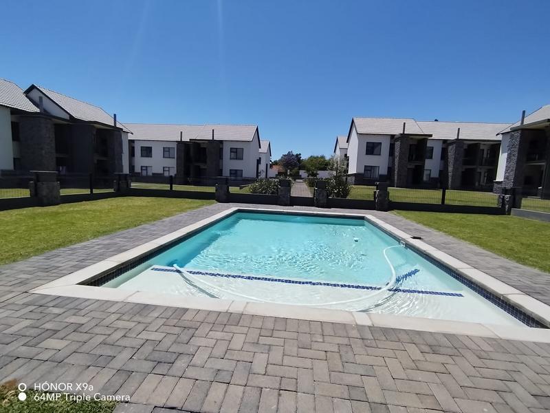 To Let 2 Bedroom Property for Rent in Glen Marais Gauteng