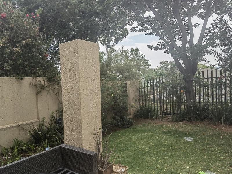 2 Bedroom Property for Sale in Sunninghill Gauteng